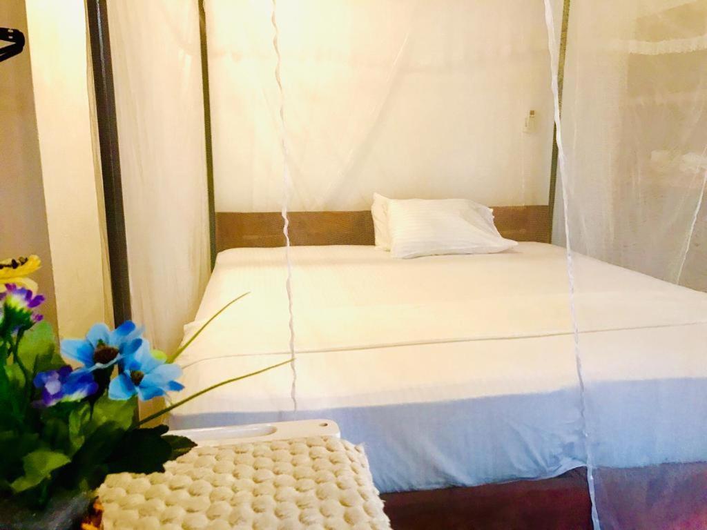 Freedom192 Hotell Weligama Exteriör bild