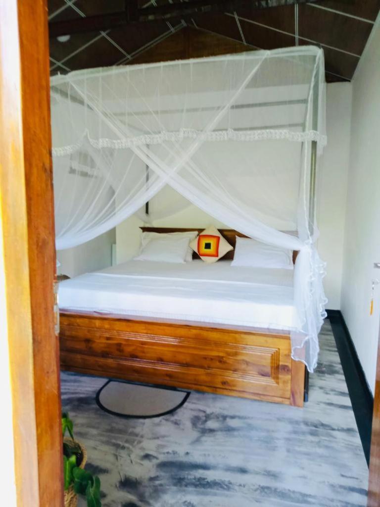 Freedom192 Hotell Weligama Exteriör bild