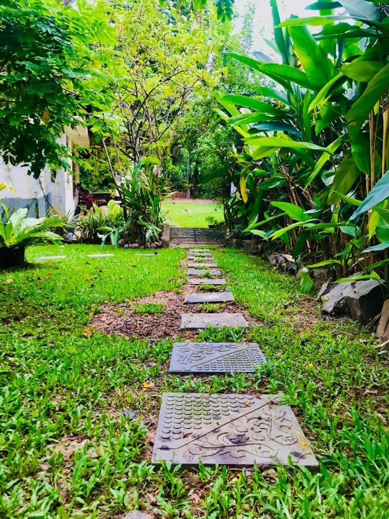 Freedom192 Hotell Weligama Rum bild