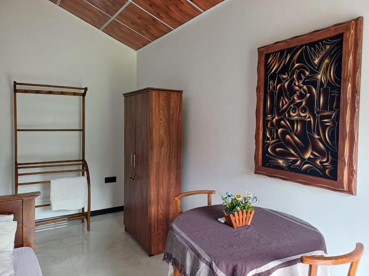 Freedom192 Hotell Weligama Rum bild